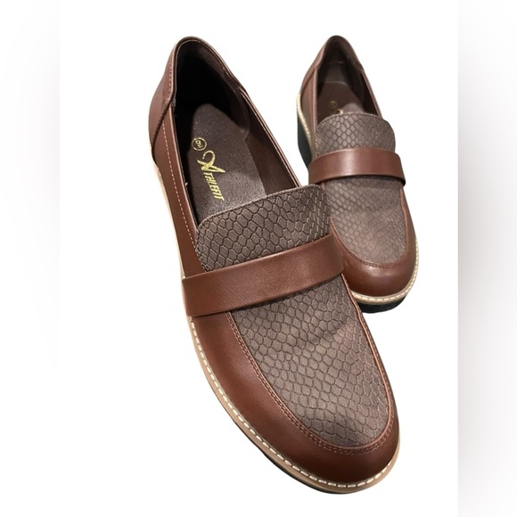 Athlefit Platform Penny Loafers - Womens Size 9 - Picture 3 of 7